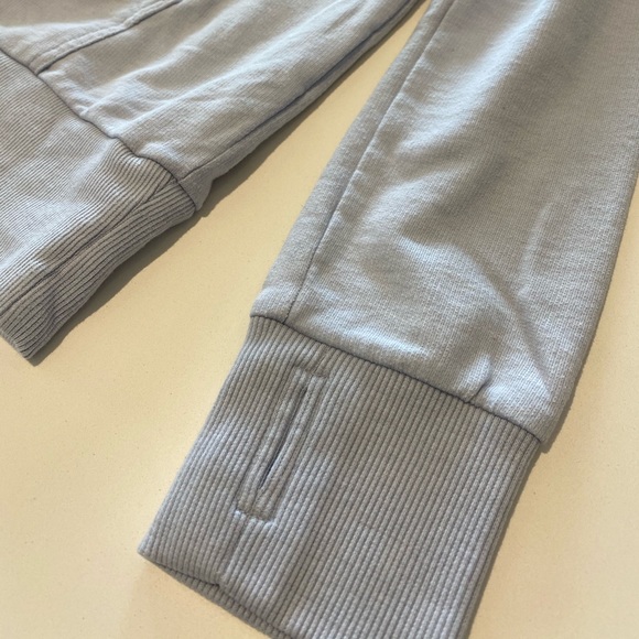 Bench. Pale purple hoodie - Picture 4 of 4